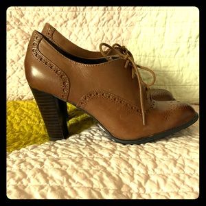 Frank Sarto- Bridgett heeled oxford